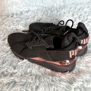 Live Shoe Auction Puma Women’s Size 7.5